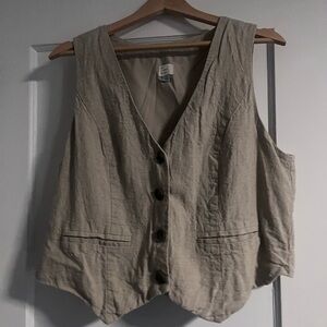 A New Day Beige Sleeveless Vest